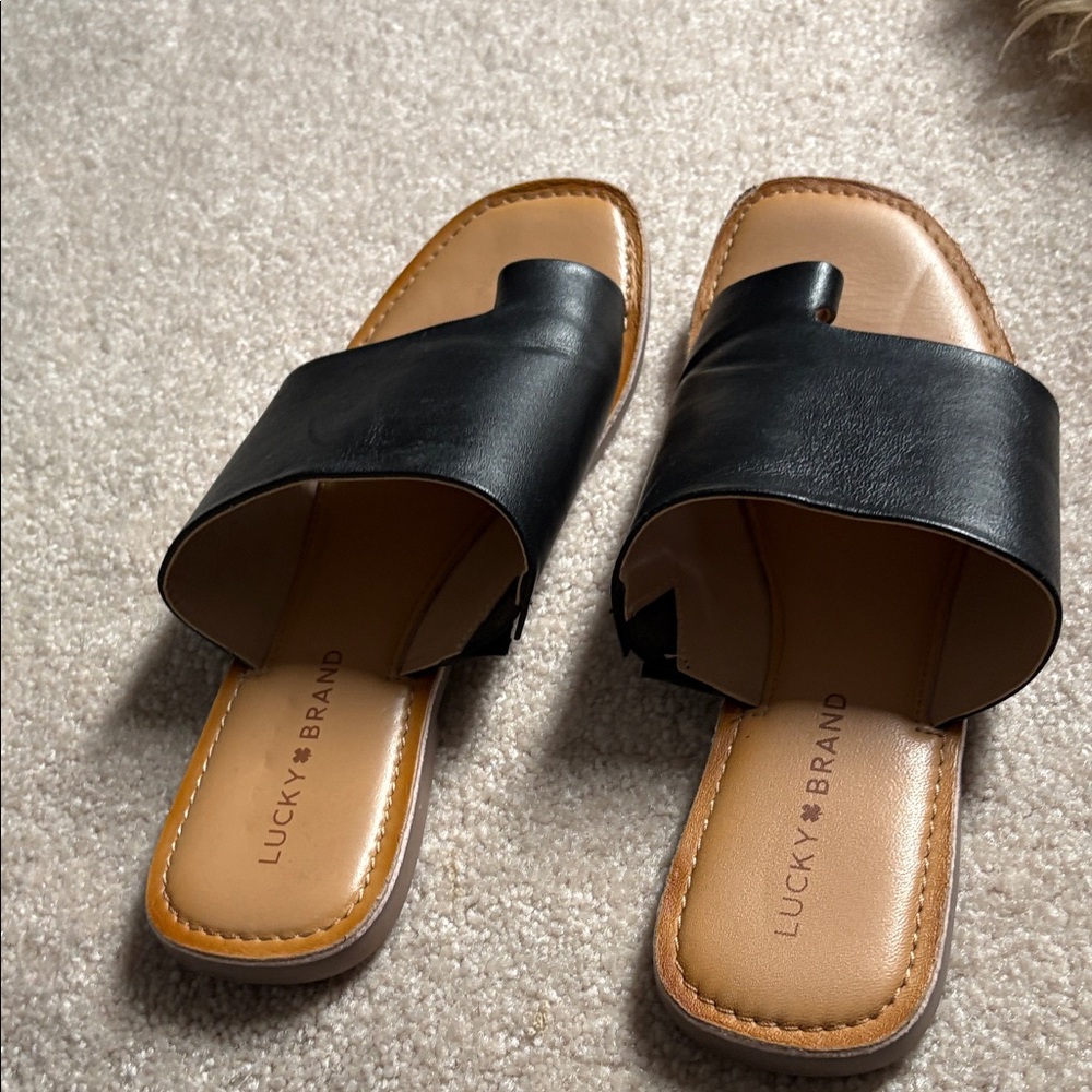 Lucky Brand Black and Tan Slide Sandals
